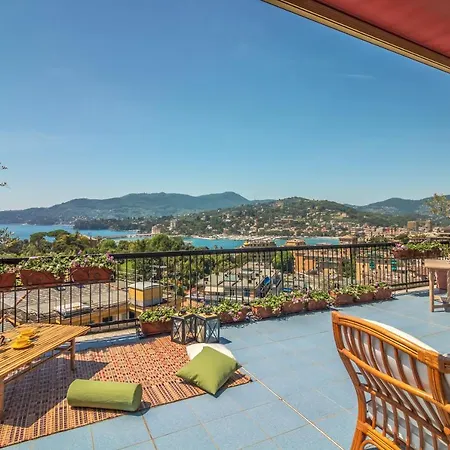 Super Attico Vista Mare E Ampia Terrazza