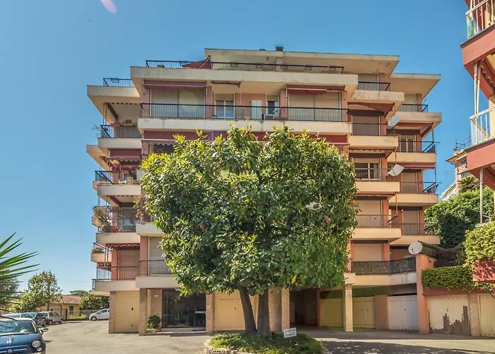 Super Attico Vista Mare E Ampia Terrazza